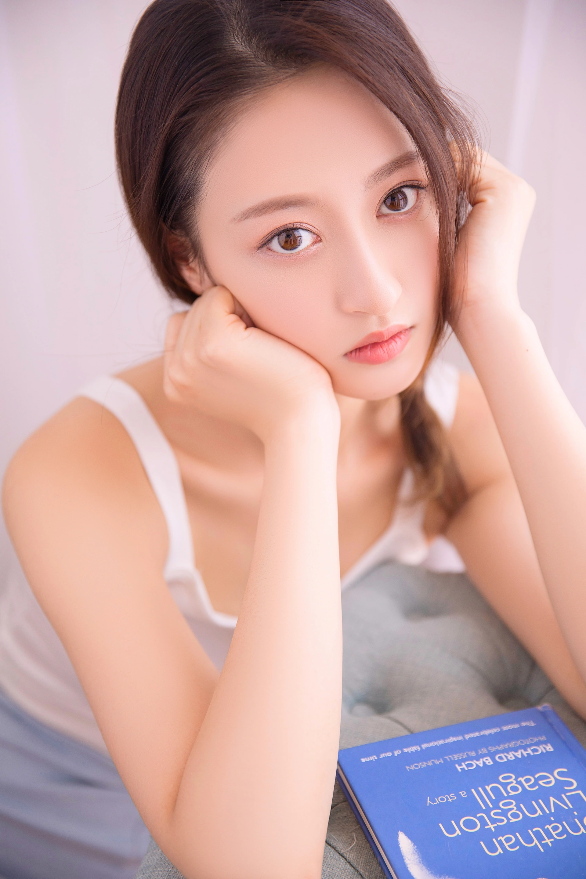[YALAYI雅拉伊] 2023.07.26 NO.1051 眼里花影 1